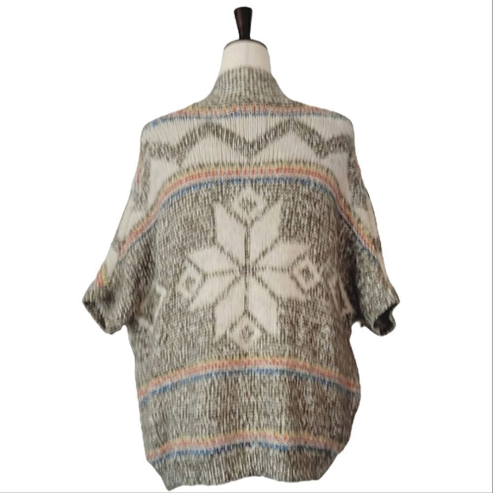 American Eagle Outfitters Tan Aztec Tribal Dolman Sleeve Chunky Cardigan Size XS - Picture 4 of 7